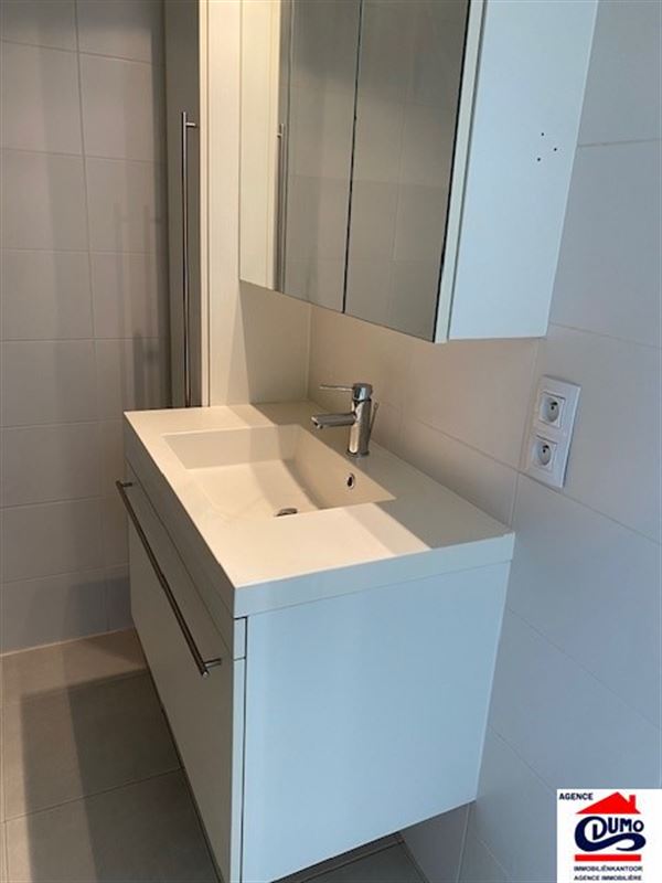 Ruim, ongemeubeld (woon)appartement met 2 slaapkamers