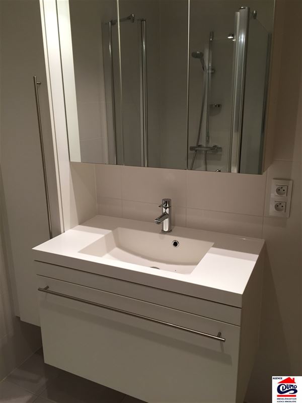 Ruim, ongemeubeld (woon)appartement met 2 slaapkamers