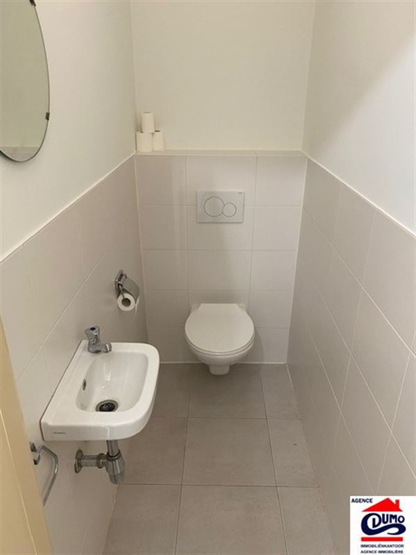 Ruim, ongemeubeld (woon)appartement met 2 slaapkamers