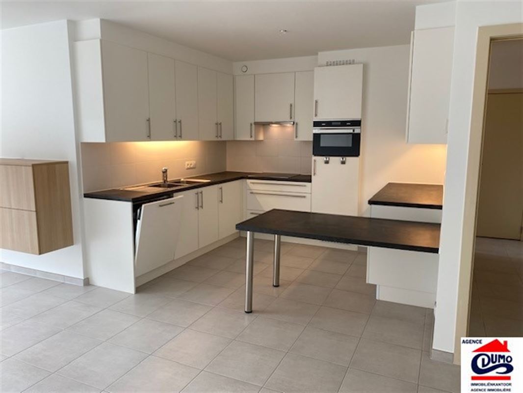 Ruim, ongemeubeld (woon)appartement met 2 slaapkamers