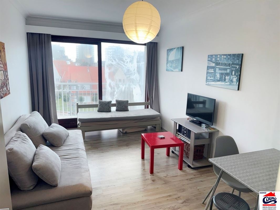 Studio meublé avec rangement en sous-sol