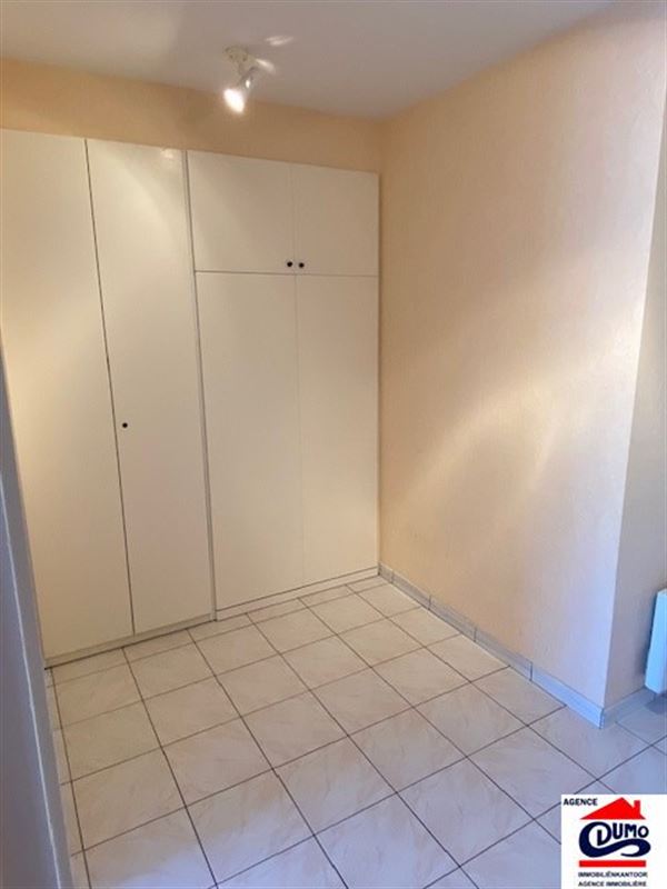 Zonnig gelegen appartement met 2 slaapkamers en private kelderberging