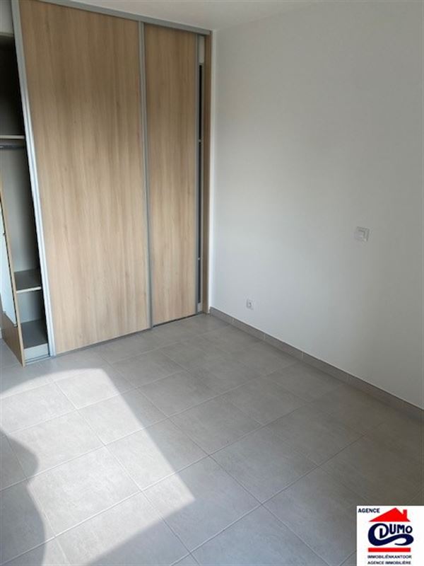 Ruim, ongemeubeld (woon)appartement met 2 slaapkamers