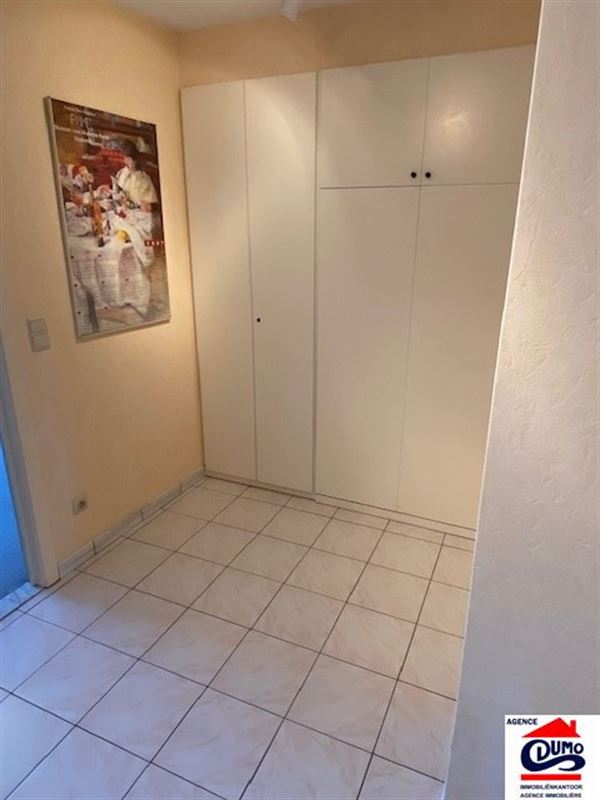 Zonnig gelegen appartement met 2 slaapkamers en private kelderberging