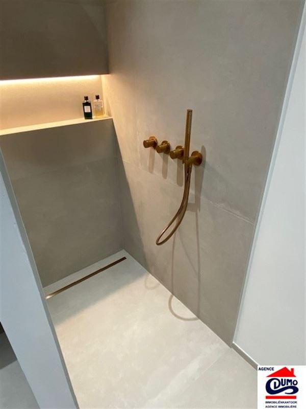 Ruim, gerenoveerd appartement met 2 slaapkamers - Zeedijk