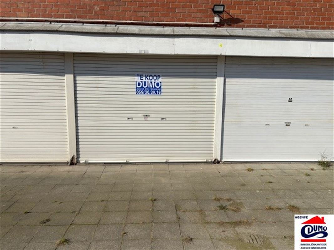 Coffre de garage verrouillé en toute sécurité à Westend