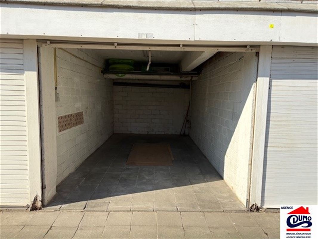 Coffre de garage verrouillé en toute sécurité à Westend