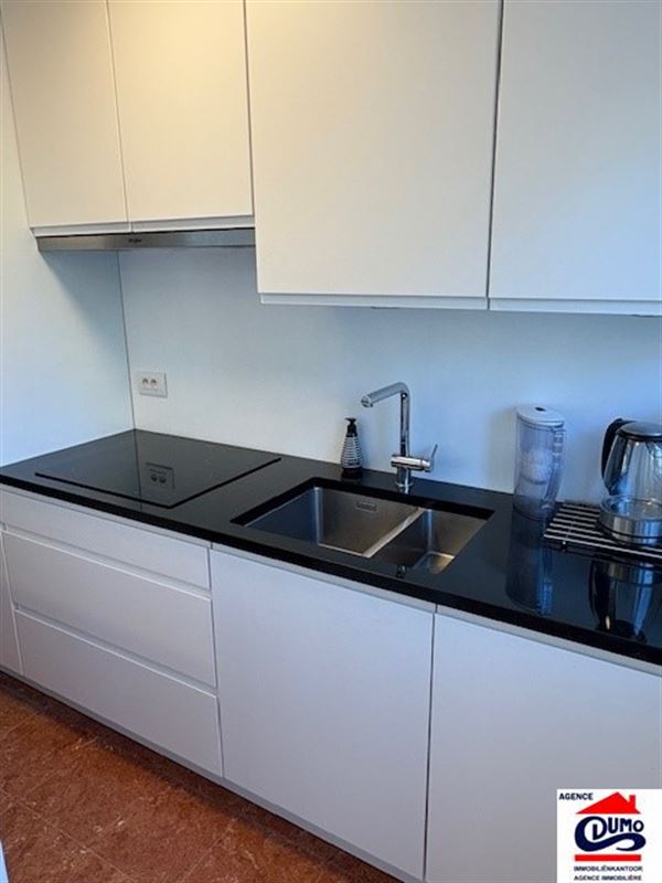 Maison non meublée avec 2 chambres à coucher et place de parking