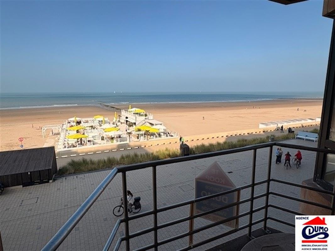 Fantastique appartement de 3 chambres à coucher sur le front de mer.