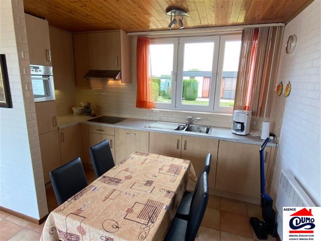 Goed gelegen bungalow met private parking