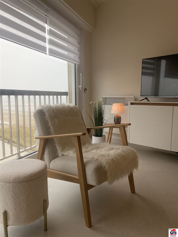 Gemeubeld appartement met 1 slaapkamer en frontaal zeezicht