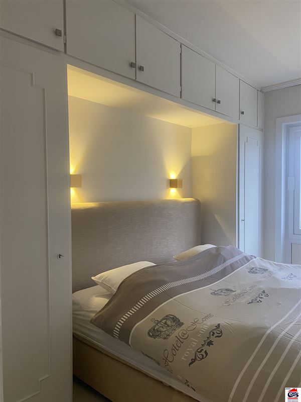 Gemeubeld appartement met 1 slaapkamer en frontaal zeezicht