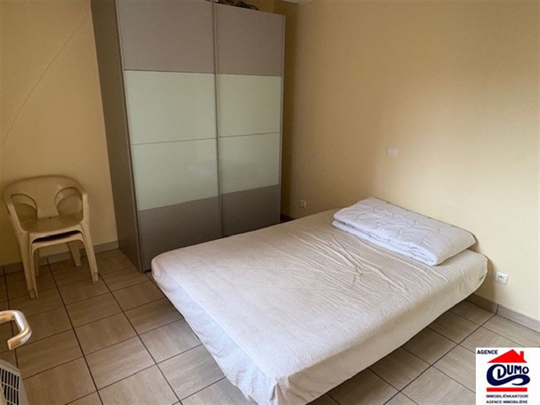 Heel ruim gemeubeld appartement met lateraal zeezicht