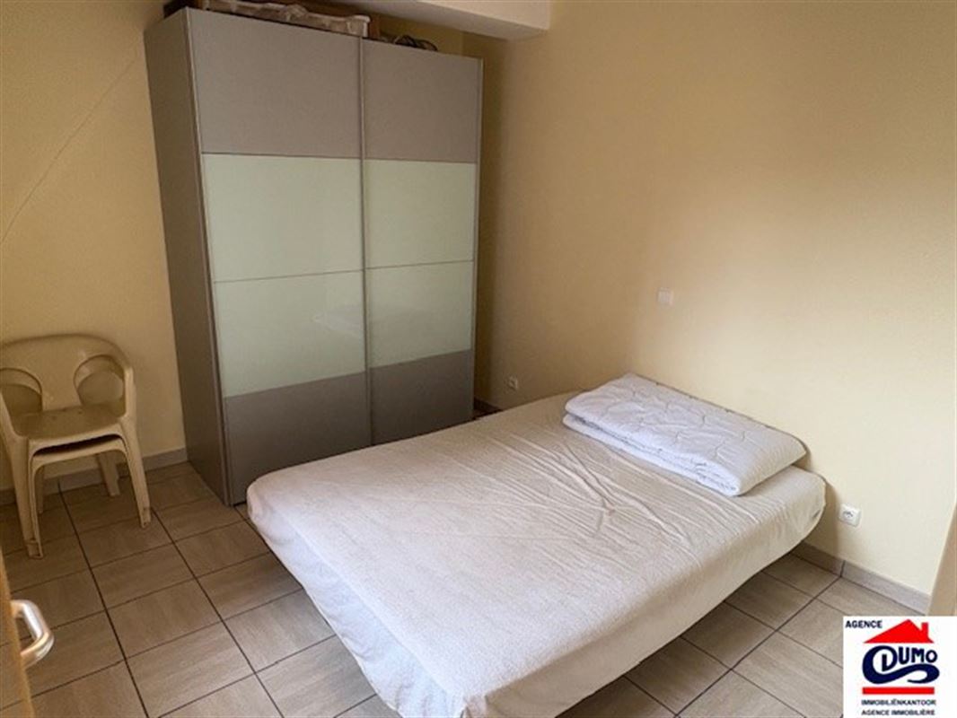 Heel ruim gemeubeld appartement met lateraal zeezicht