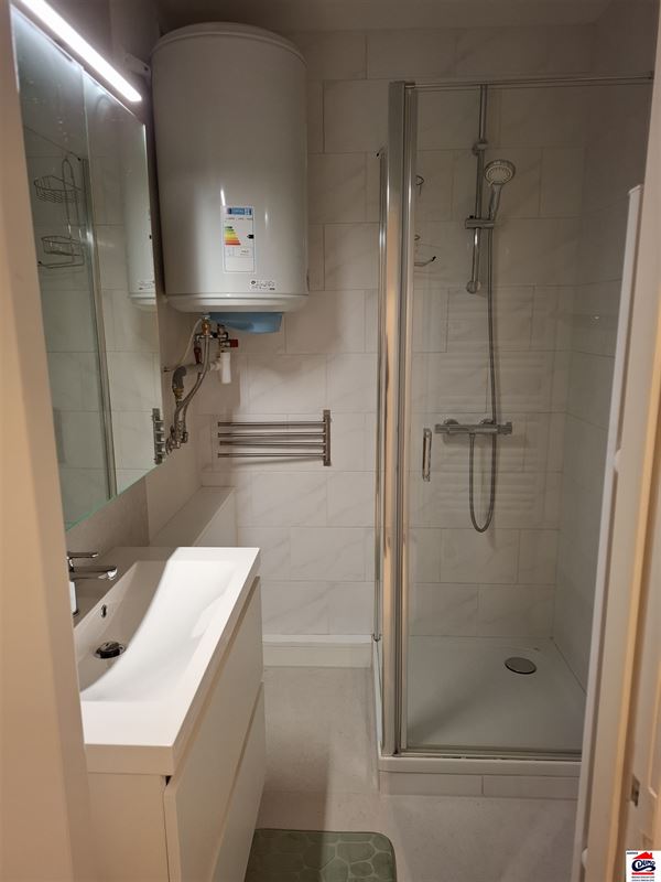 Gemeubeld appartement met 1 slaapkamer en frontaal zeezicht