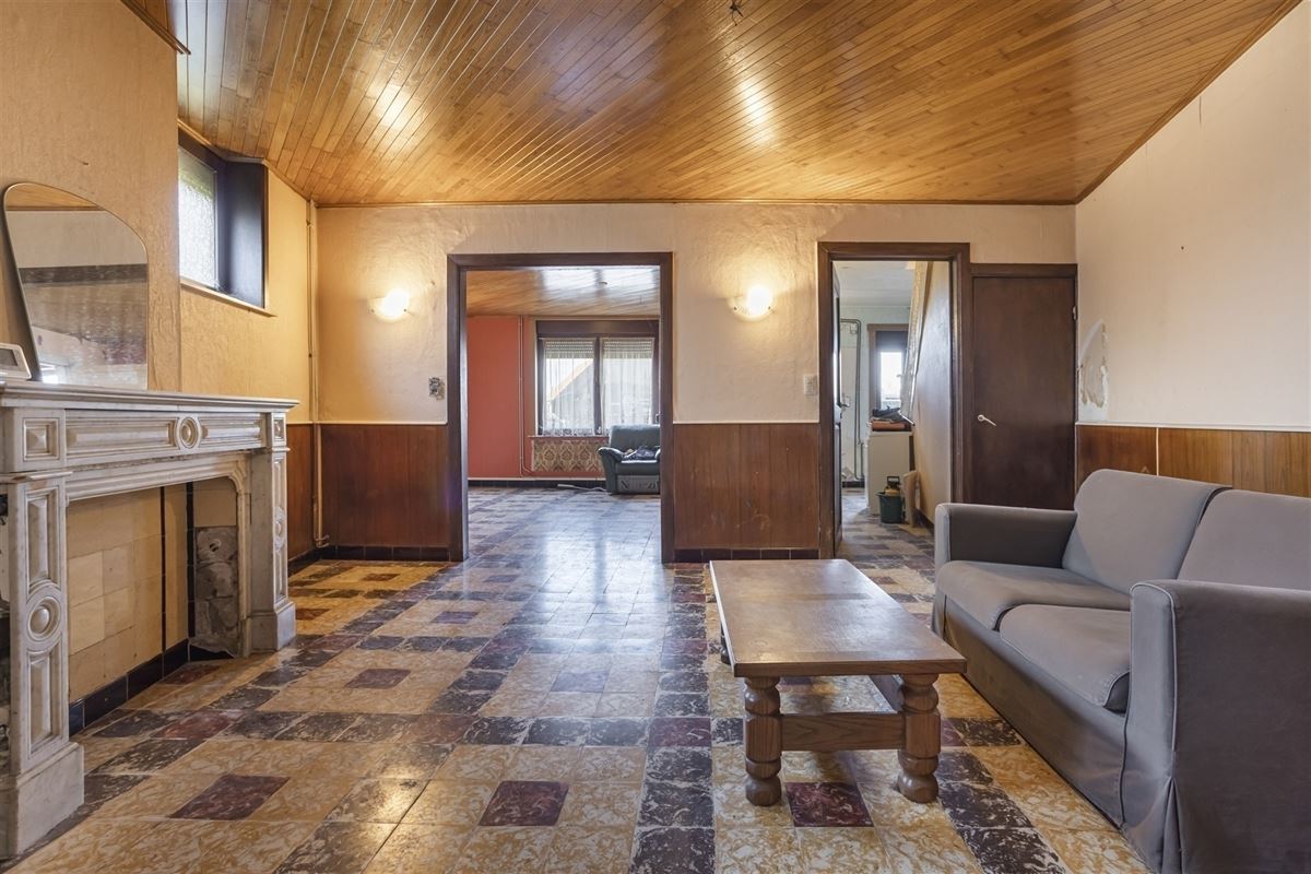 Jolie maison à rénover avec extérieur