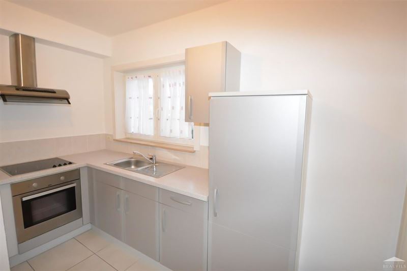 Image 4 : Appartement à 6031 MONCEAU-SUR-SAMBRE (Belgique) - Prix 725 &euro;