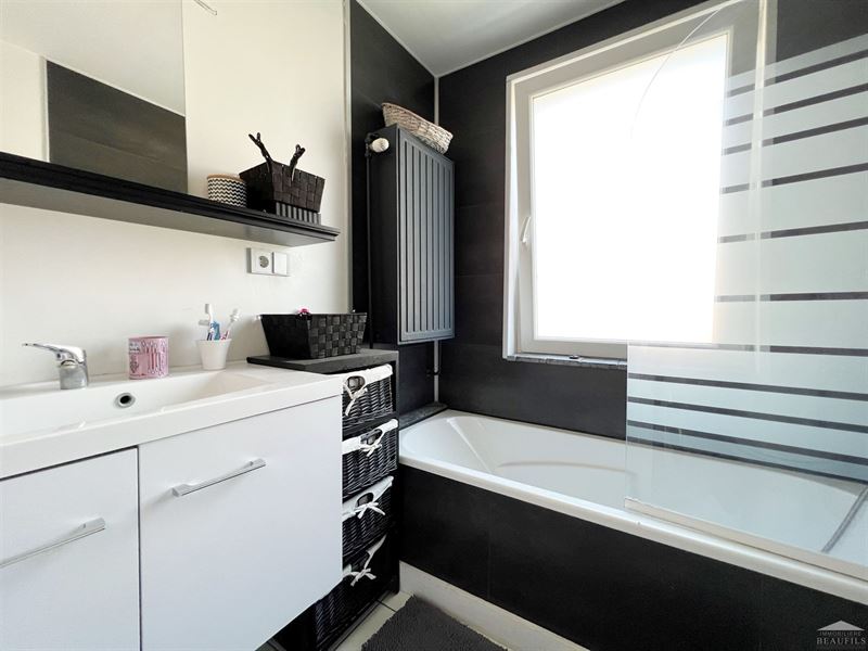 Image 10 : Maison à 1400 NIVELLES (Belgique) - Prix 1.550 &euro;