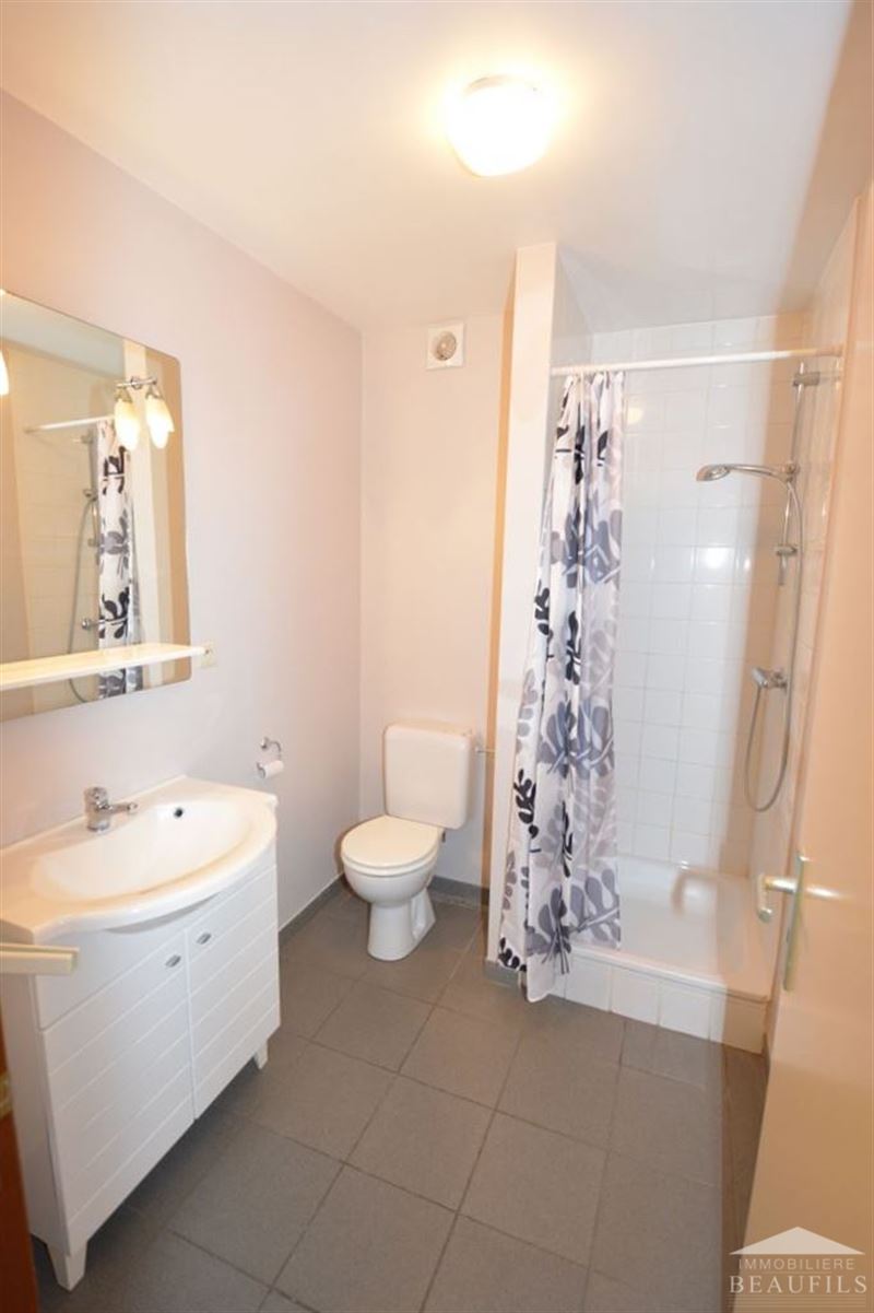 Image 6 : Appartement à 1400 NIVELLES (Belgique) - Prix 700 &euro;
