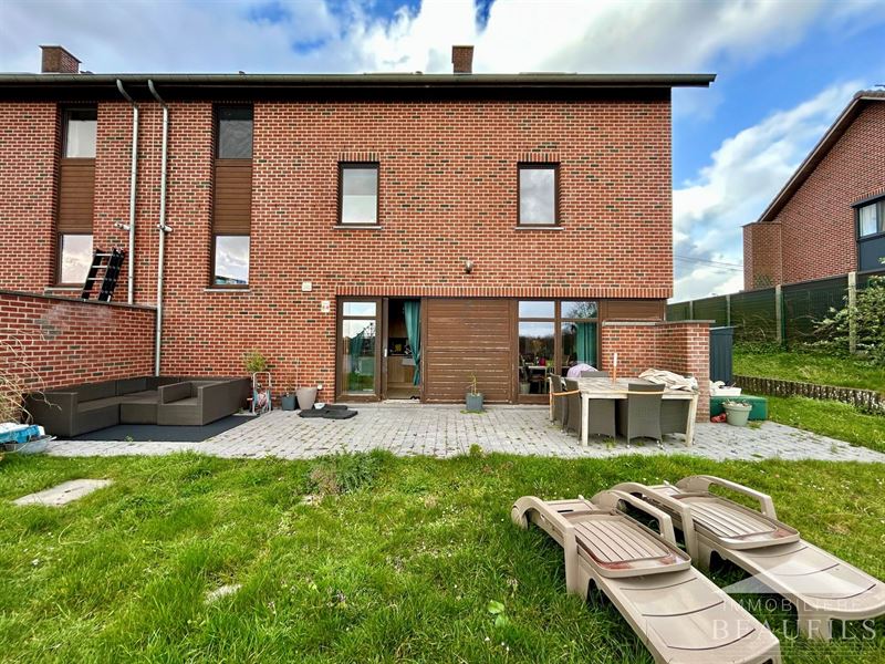 Image 2 : Maison à 1400 NIVELLES (Belgique) - Prix 1.550 &euro;