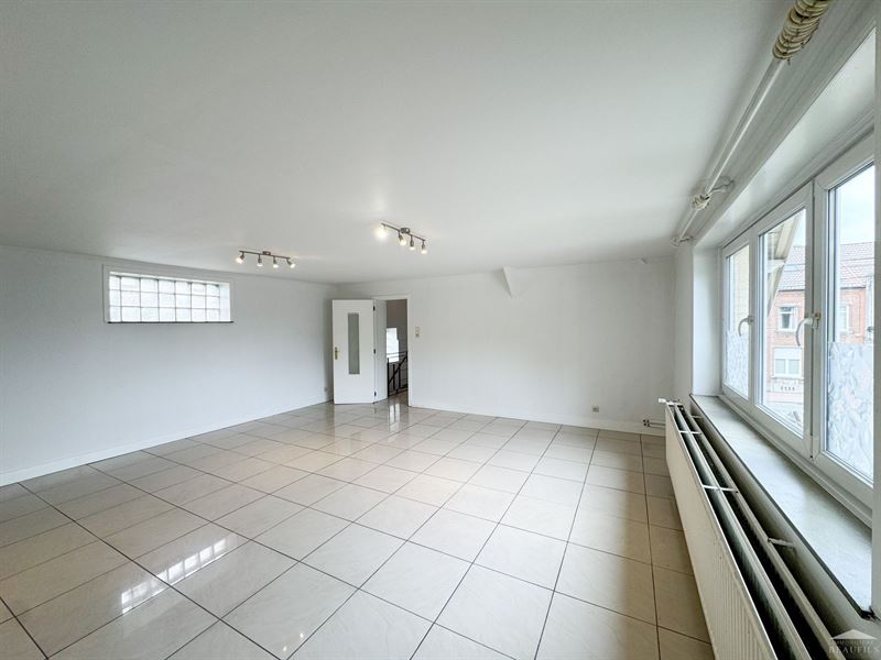 Image 4 : Appartement à 6041 GOSSELIES (Belgique) - Prix 750 &euro;