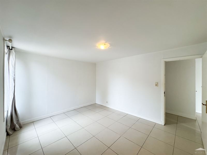 Image 8 : Appartement à 6041 GOSSELIES (Belgique) - Prix 750 &euro;