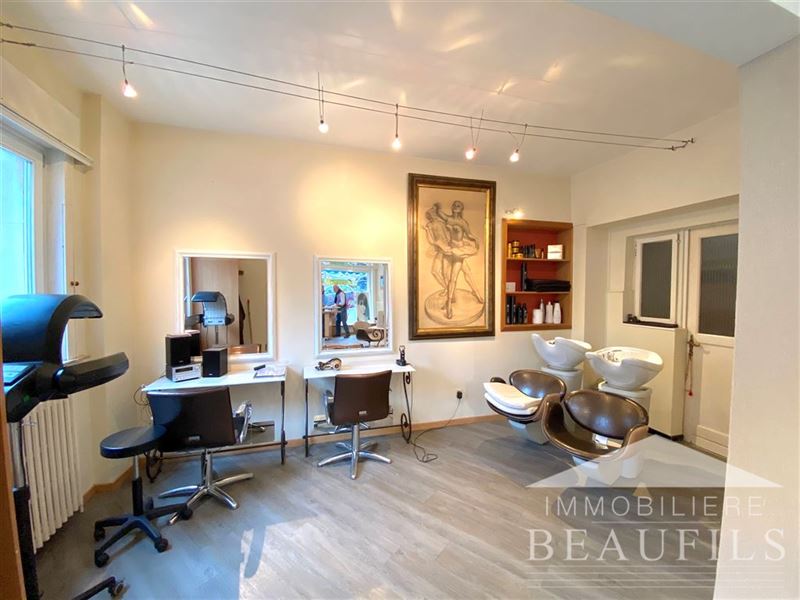 Image 3 : Rapport à 1400 NIVELLES (Belgique) - Prix 275.000 €