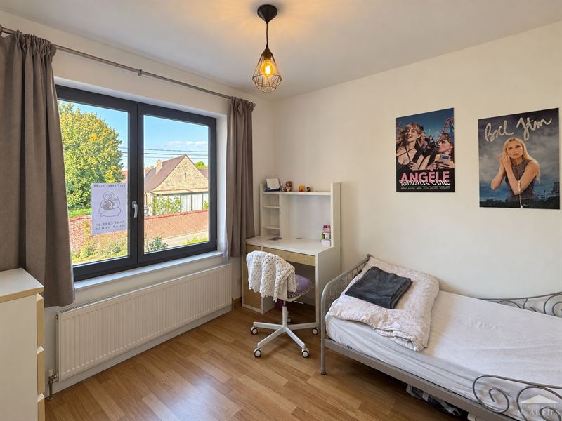 Image 11 : Maison à 1400 NIVELLES (Belgique) - Prix 1.550 &euro;