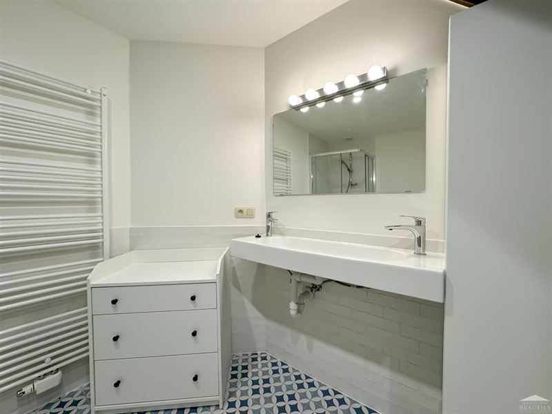 Image 10 : Appartement à 1400 NIVELLES (Belgique) - Prix 600 &euro;