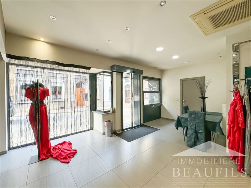 Image 1 : COMMERCIAL à 1400 NIVELLES (Belgique) - Prix 975 €