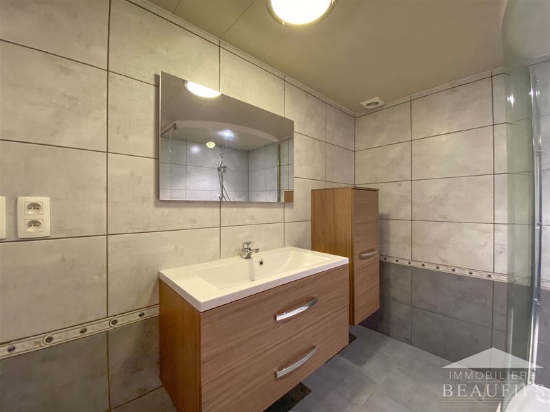 Image 9 : Appartement à 6032 MONT-SUR-MARCHIENNE (Belgique) - Prix 500 €