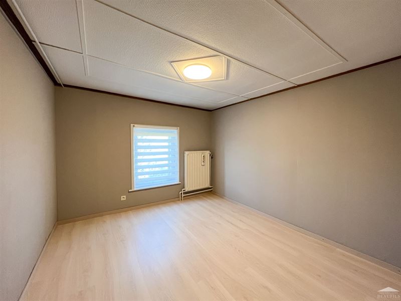 Image 10 : Maison à 7160 CHAPELLE-LEZ-HERLAIMONT (Belgique) - Prix 1.000 &euro;