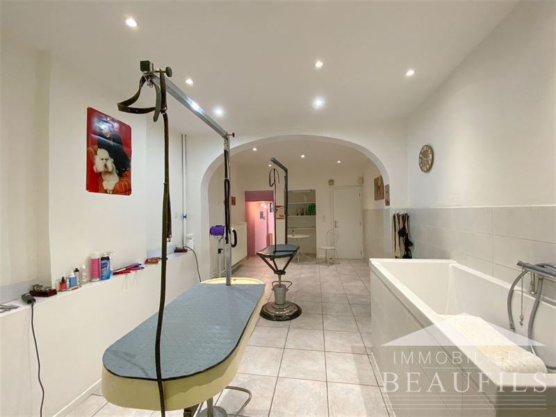 Image 2 : COMMERCIAL à 1400 NIVELLES (Belgique) - Prix 800 €