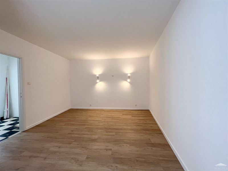 Image 9 : Appartement à 1400 NIVELLES (Belgique) - Prix 850 &euro;