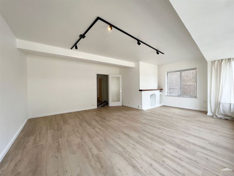 Image 4 : Appartement à 1400 NIVELLES (Belgique) - Prix 850 &euro;