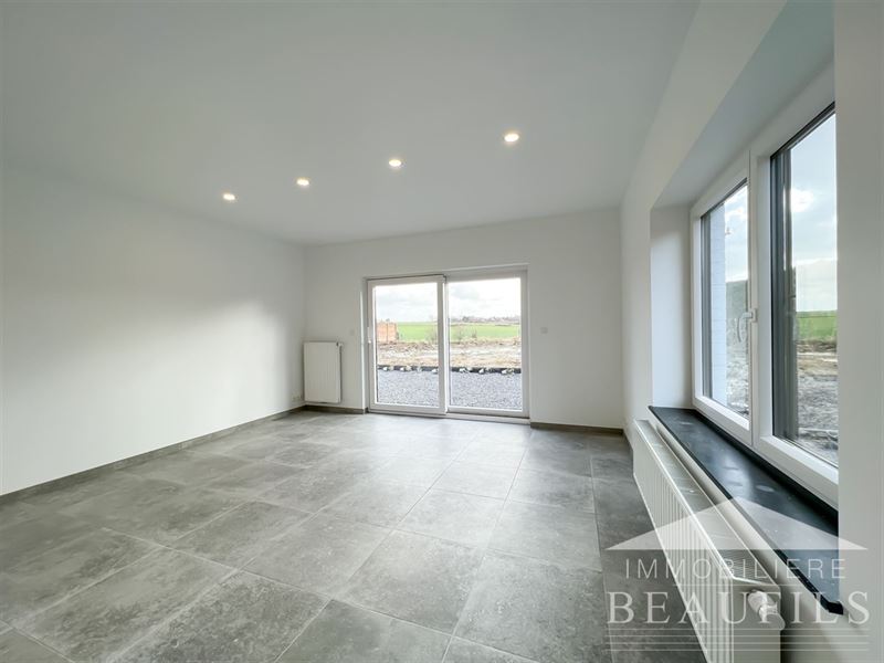 Image 2 : Maison à 7160 CHAPELLE-LEZ-HERLAIMONT (Belgique) - Prix 950 €