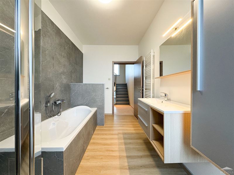 Image 12 : Maison à 6230 BUZET (Belgique) - Prix 1.400 &euro;