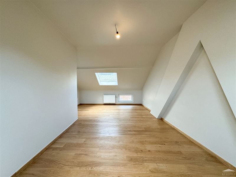 Image 11 : Maison à 1400 NIVELLES (Belgique) - Prix 1.100 &euro;
