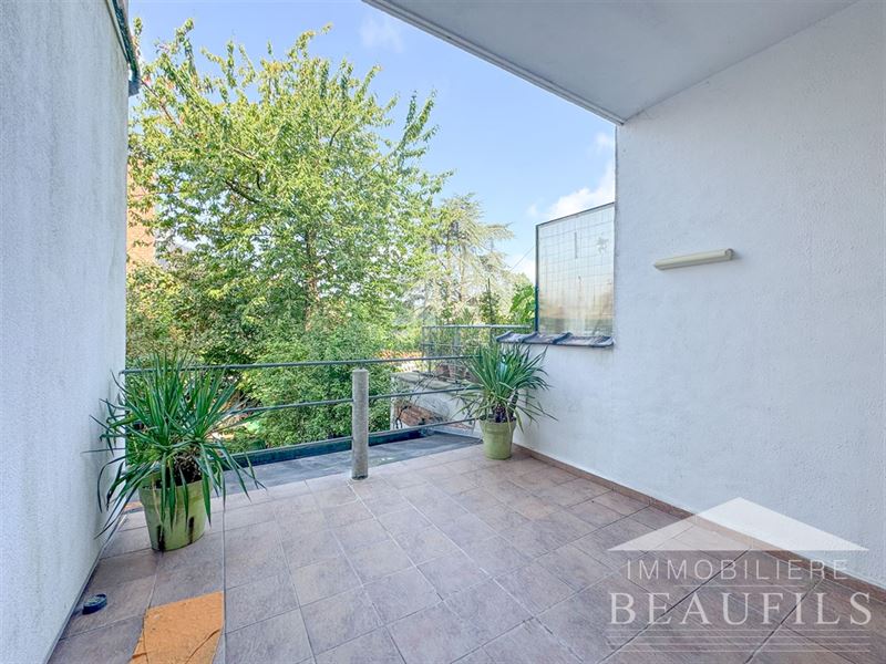 Image 2 : Appartement à 1180 UCCLE (Belgique) - Prix 950 €
