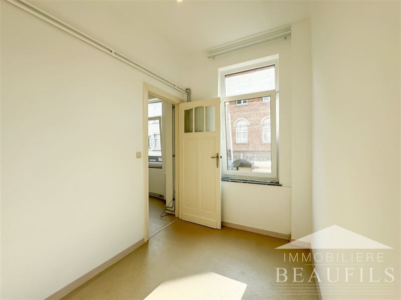 Image 12 : Appartement à 1180 UCCLE (Belgique) - Prix 950 €
