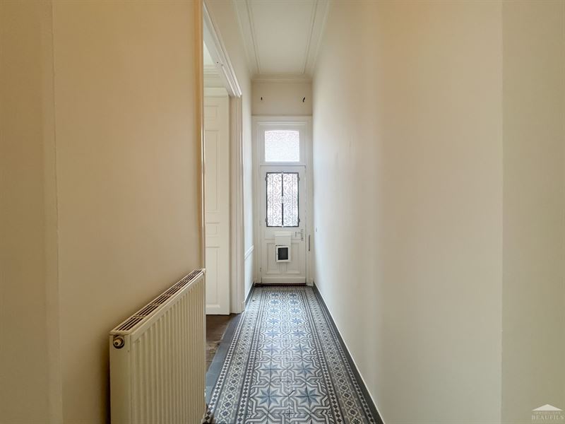 Image 11 : Maison à 1400 NIVELLES (Belgique) - Prix 1.500 &euro;