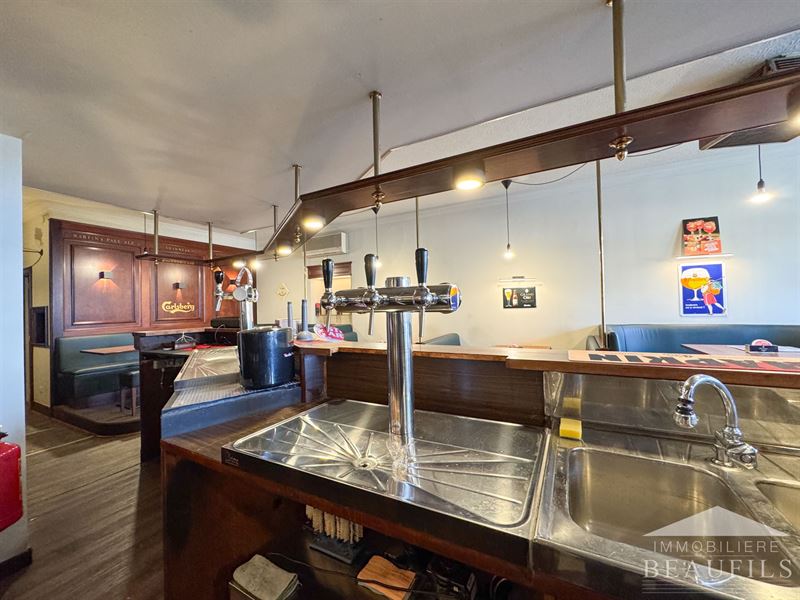 Image 7 : COMMERCIAL à 1400 NIVELLES (Belgique) - Prix 1.700 &euro;