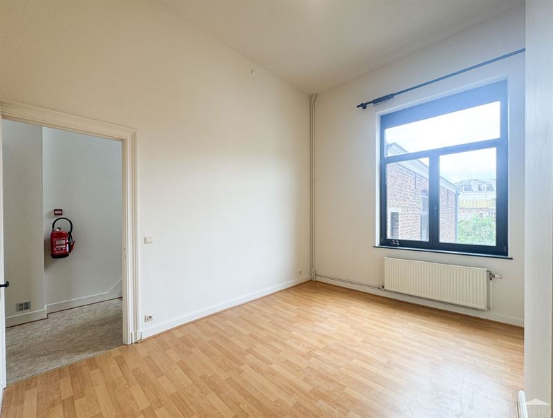 Image 16 : Maison à 1400 NIVELLES (Belgique) - Prix 1.500 &euro;