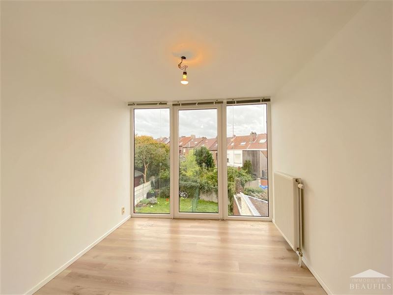 Image 10 : Maison à 1400 NIVELLES (Belgique) - Prix 980 &euro;