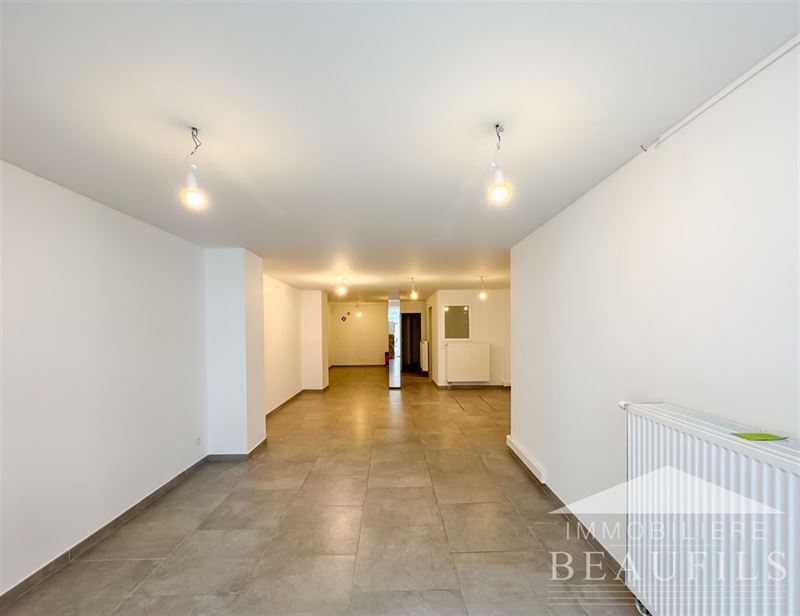 Image 4 : bureau à 1400 NIVELLES (Belgique) - Prix 800 €