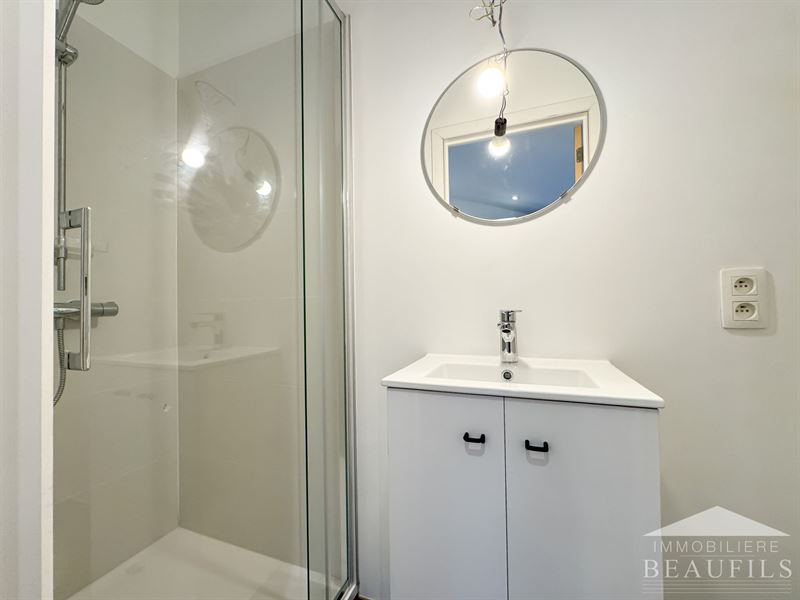 Image 8 : Maison à 1400 NIVELLES (Belgique) - Prix 1.000 &euro;