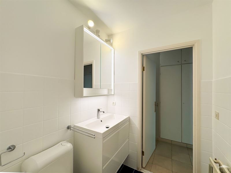 Image 7 : Appartement à 1400 NIVELLES (Belgique) - Prix 600 &euro;