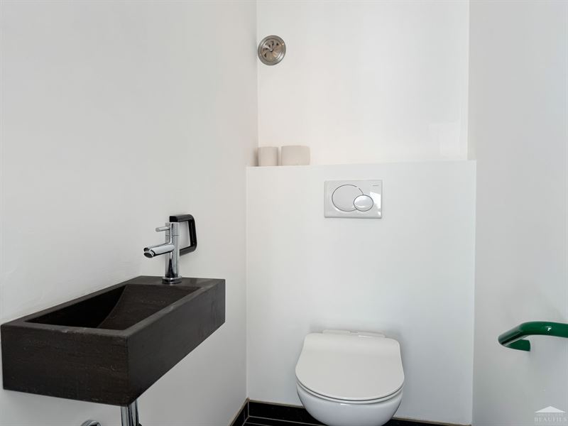 Image 16 : Appartement à 1400 BAULERS (Belgique) - Prix 1.000 &euro;