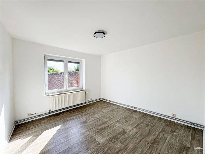 Image 8 : Appartement à 6230 PONT-À-CELLES (Belgique) - Prix 850 &euro;