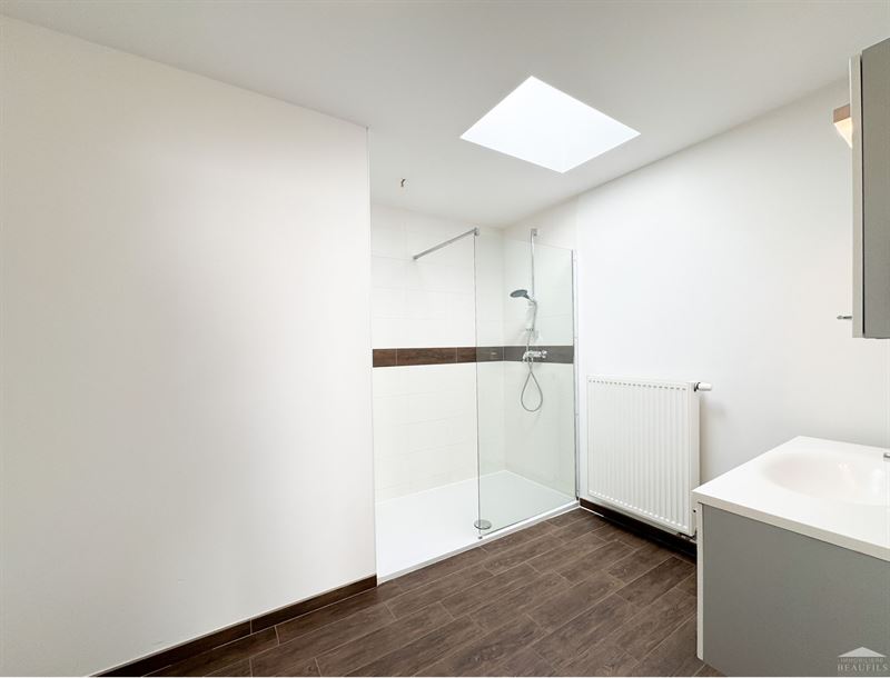 Image 12 : Appartement à 1400 BAULERS (Belgique) - Prix 1.000 &euro;